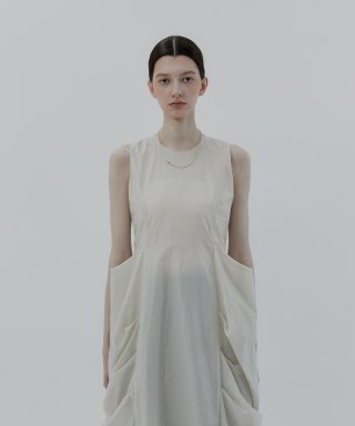 트리밍버드(TREEMINGBIRD) Drape Pocket Sleeveless Dress [ ...