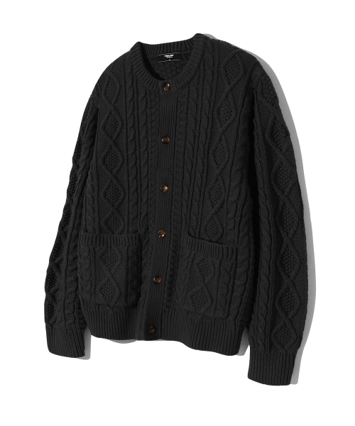 MUSINSA TRILLION Wool Aran Cable Round Button Knit BLACK