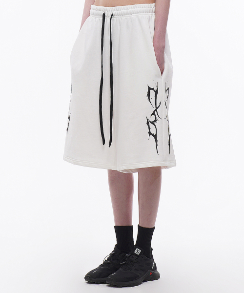 D. XO. H - Thunder Logo Half Pants Beige Ivory