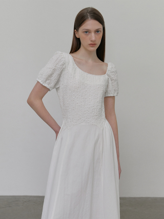 에트몽(ETMON) Texture Shirring Dress, White