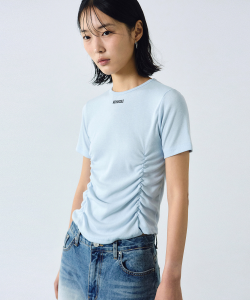 MUSINSA公式 NICK NICOLE NICOLE SHIRRING HALF TOP SKY BLUE