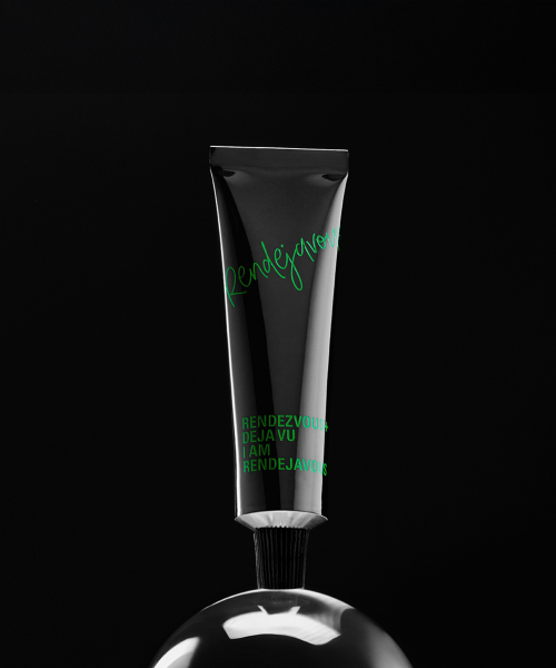 RENDEJAVOUSBEAUTY Wrinkle Improvement Foretvisa Perfume Hand Cream 30ml