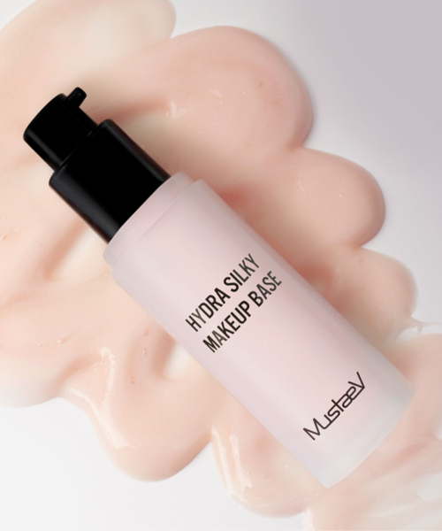 MUSTAEV Hydra Silky Makeup Base
