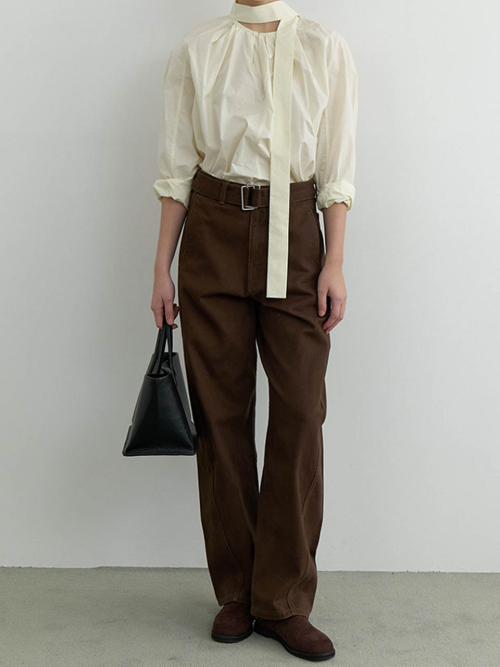 Belted Curved Pants