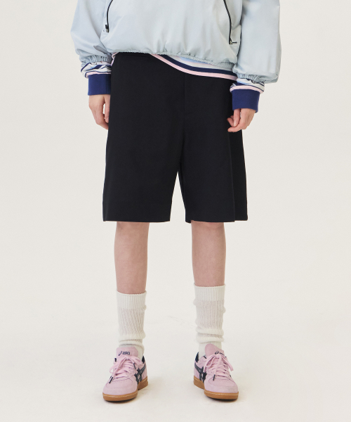 TENDER MIDI SHORTS (BLACK)