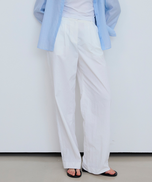 [W] White Double-Pleat Wide Pants