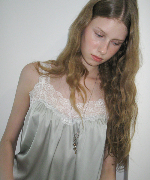 Flower Toggle Necklace (Silver Gold)