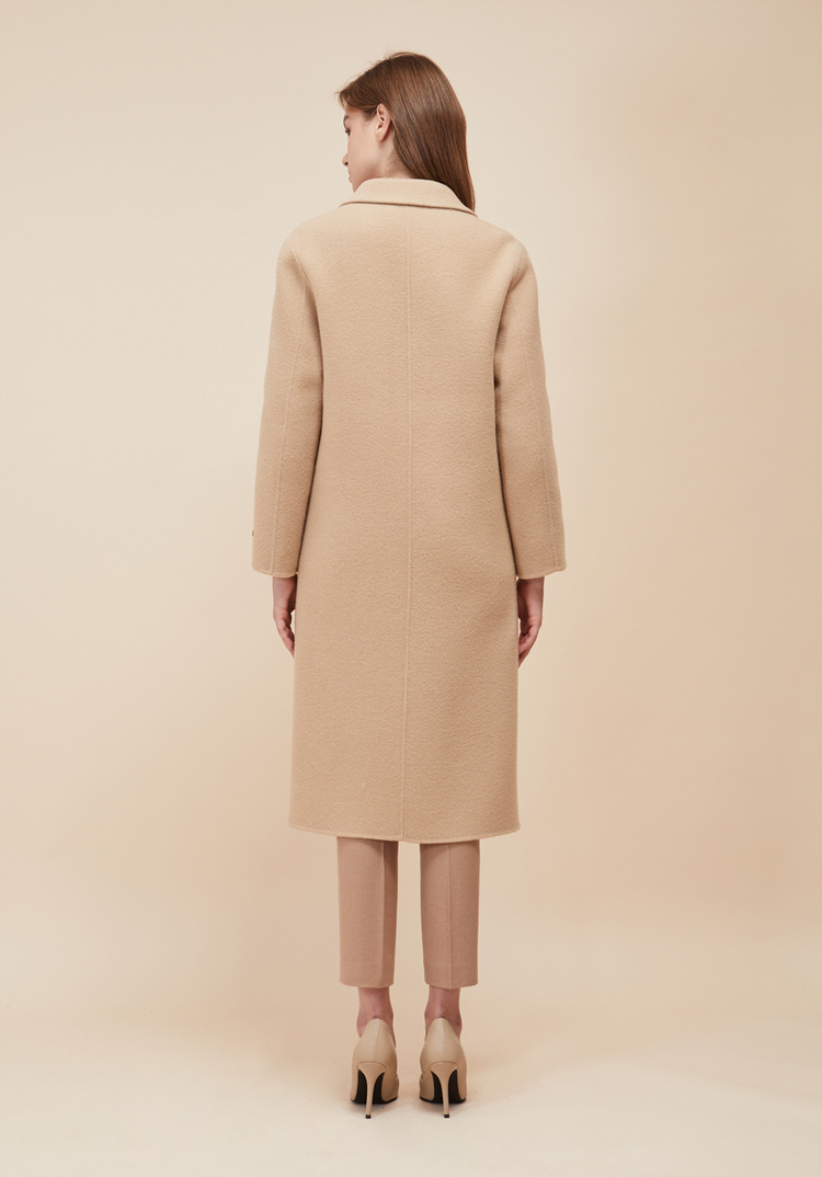 룩캐스트(LOOKAST) BEIGE HANDMADE GOLD RING COAT