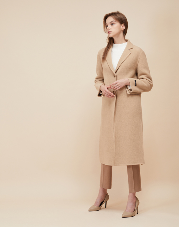 룩캐스트(LOOKAST) BEIGE HANDMADE GOLD RING COAT