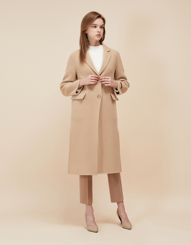 룩캐스트(LOOKAST) BEIGE HANDMADE GOLD RING COAT