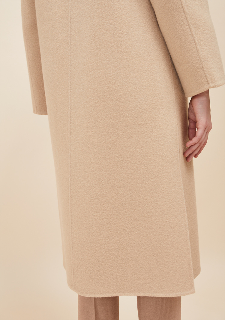 룩캐스트(LOOKAST) BEIGE HANDMADE GOLD RING COAT