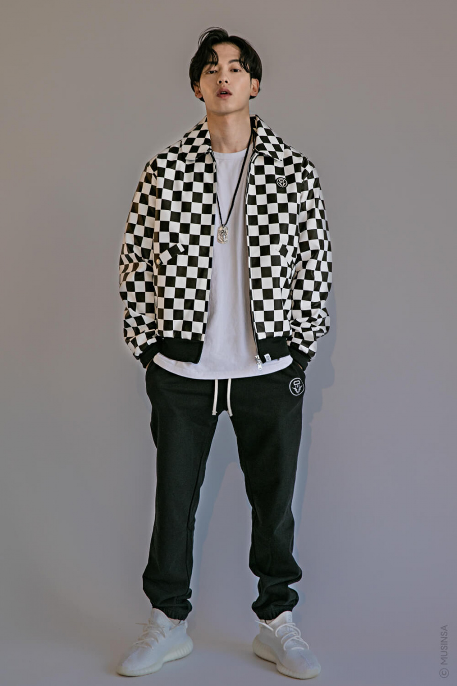 디아프바인(DIAFVINE) DV. LOT545 CHECKERS BOMBER