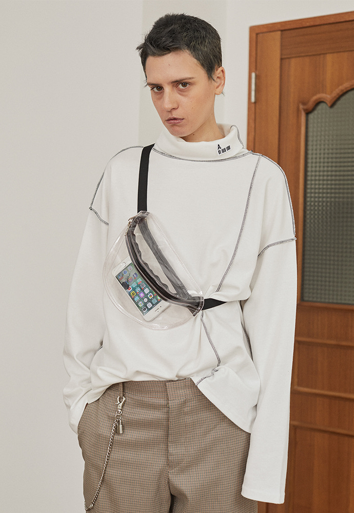 아티팩츠(ARTIFACTS) PVC Waist Bag_ White