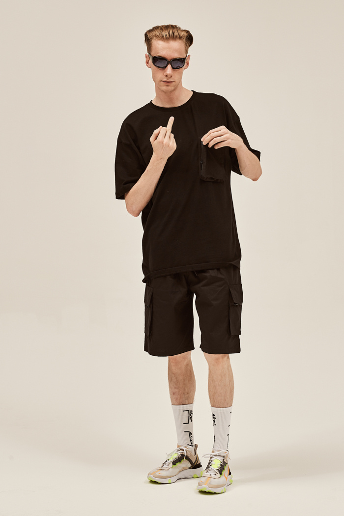 데드엔드(DEADEND) BLACK CARGO ZIPPER SHORT PANTS