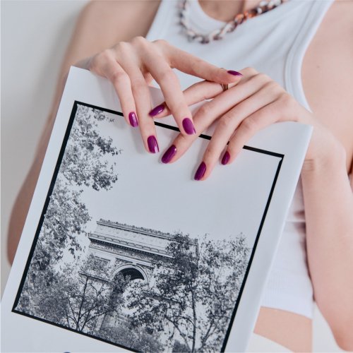 UUUUU - Perfect Purple Gel Nail