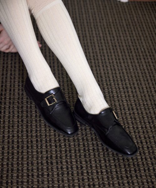 CESTI - Long Detail Toe Square Point Loafer (BLACK)