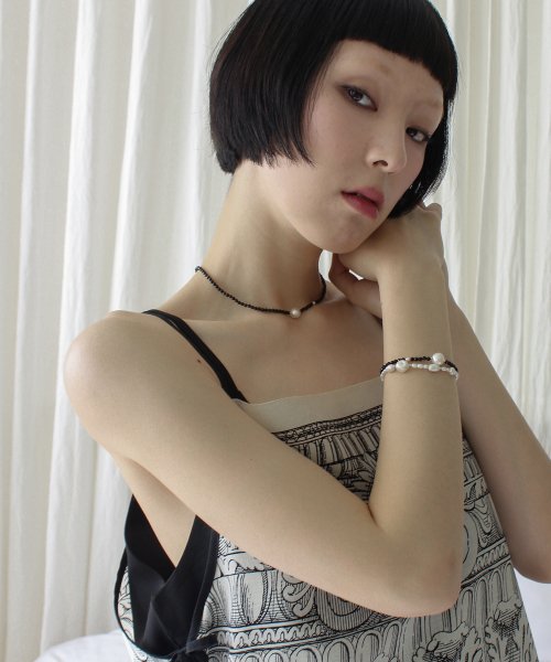 RUBATI - Onyx+Pearl NECKLACE