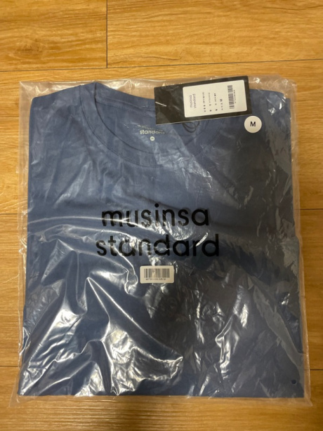 무신사 스탠다드(MUSINSA STANDARD) 크루 넥 긴팔 티셔츠 [그레이쉬 블루] 후기