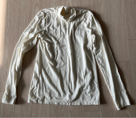 무신사 스탠다드(MUSINSA STANDARD) 우먼즈 텐셀 슬림 터틀 넥 티셔츠 [크림] 후기