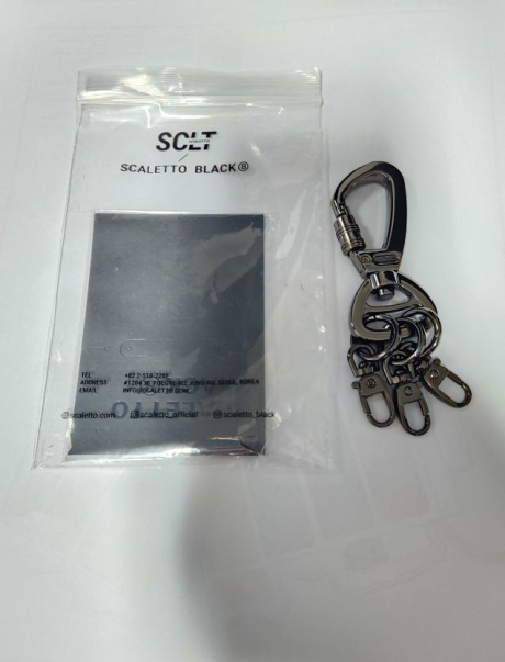 스칼렛또블랙(SCALETTOBLACK) SCB115 Karabiner glossy keychain 후기