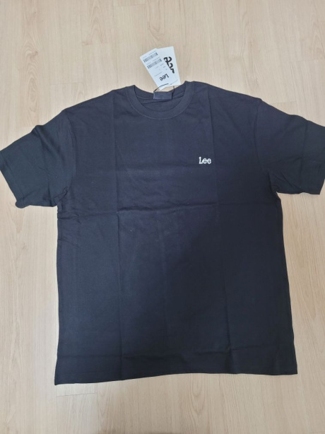 리(LEE) 스몰 트위치 로고 티셔츠 블랙 후기
