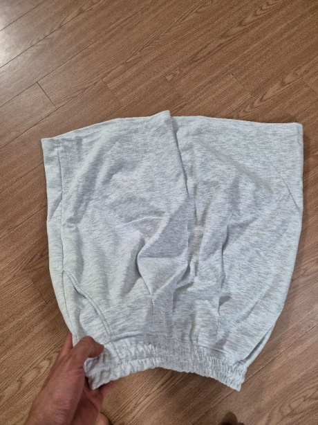 제로(XERO) Deep One Tuck Sweat Shorts [White Grey] 후기