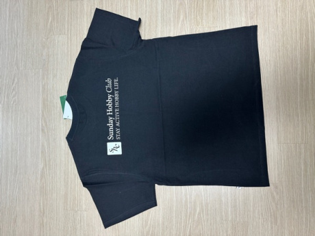 선데이하비클럽(SUNDAY HOBBY CLUB) 스퀘어 로고 티셔츠-블랙 후기