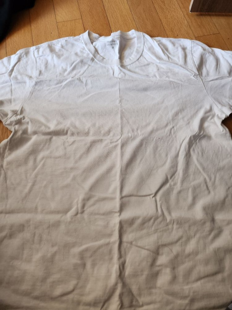 무신사 스탠다드(MUSINSA STANDARD) 베이식 크루 넥 반팔 티셔츠 2팩 후기