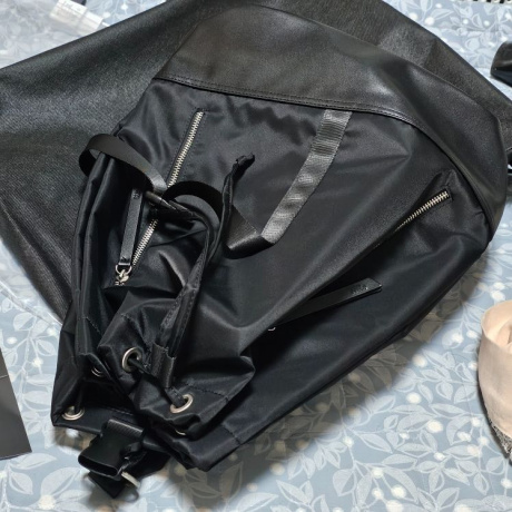 에스에스알엘(SSRL) minimal bucket sling bag / black 후기