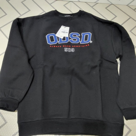 오드스튜디오(ODDSTUDIO) ODSD 아플리케 로고 맨투맨 티셔츠 - 6COLOR 후기