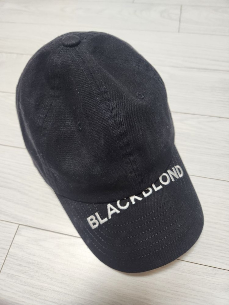 블랙블론드(BLACKBLOND) 비비디 커버드 오리지널 로고 캡 (블랙) 후기