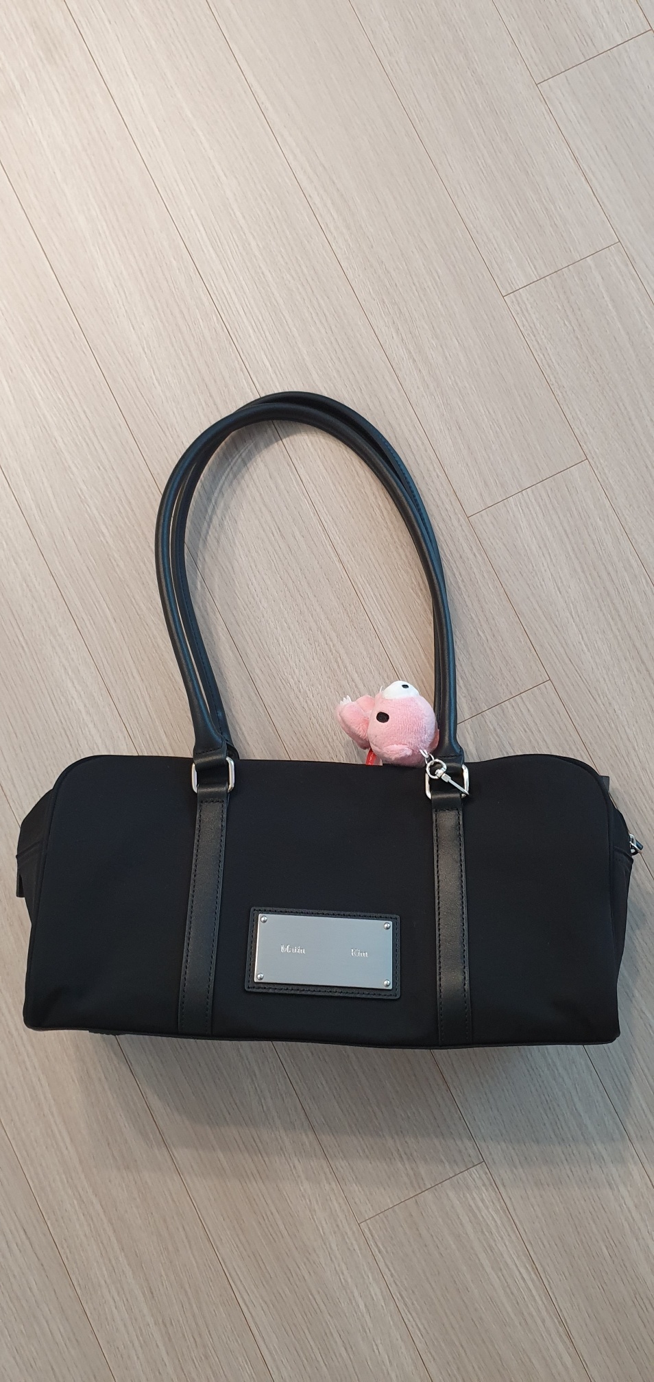마뗑킴(MATIN KIM) SPORTY TOTE BAG IN BLACK - 사이즈 & 후기 | 무신사
