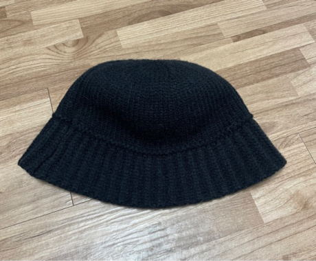 엘리오티(ELLIOTI) Wool Knit Bucket Hat_Black 후기