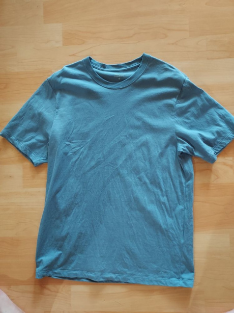 무신사 스탠다드(MUSINSA STANDARD) 베이식 크루 넥 반팔 티셔츠 [페이드 블루] 후기
