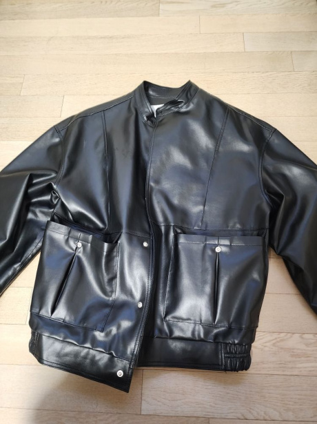 에이징씨씨씨(AGINGCCC) 차이나카라 레더 봄버 재킷 블랙 후기