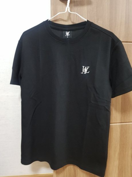 우알롱(WOOALONG) OG logo T-shirt - BLACK 후기