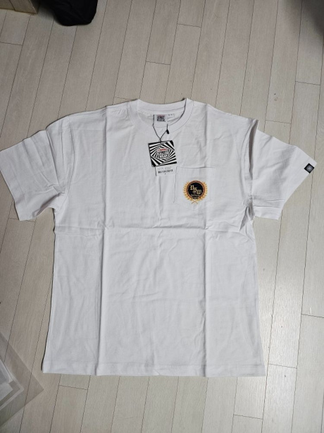 비전스트릿웨어(VISION STREETWEAR) VSW Emblem T-Shirts White 후기