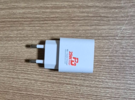 주파집(JUPAZIP) USB PD 퀵차지 아이폰 C타입 25W 초고속 충전기 HC06 후기