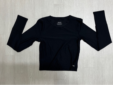 스컬피그(SKULLPIG) SA7015 마일드 크롭 티셔츠 블랙 후기