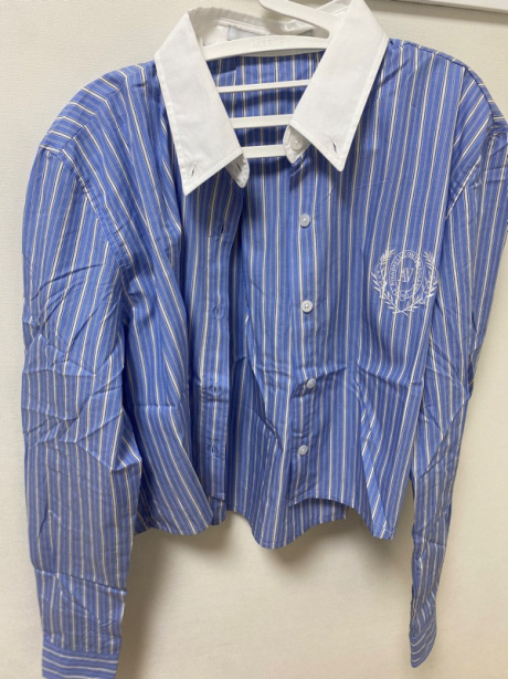어반드레스(AVANDRESS) Stripe cropped Mu shirt BLUE 후기