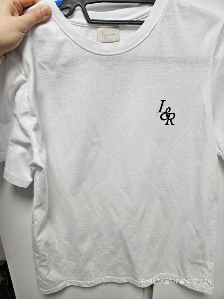 로시로우(LOSSYROW) Signature Logo Half-Sleeve T-shirt  [white] 후기