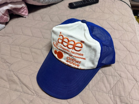 에이이에이이(AEAE) WEB LOGO MESH CAP [BLUE/ORANGE] 후기