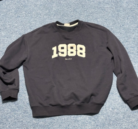 필루미네이트(FILLUMINATE) 오버핏 1988 스웨트 셔츠-네이비 후기