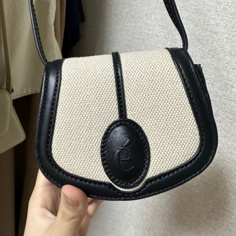 아카이브앱크(ARCHIVEPKE) Oval wallet bag(Deep sleep)_OVBRX23003BLK 후기