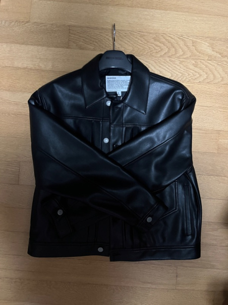 유니폼브릿지(UNIFORM BRIDGE) vegan leather trucker jacket black 후기
