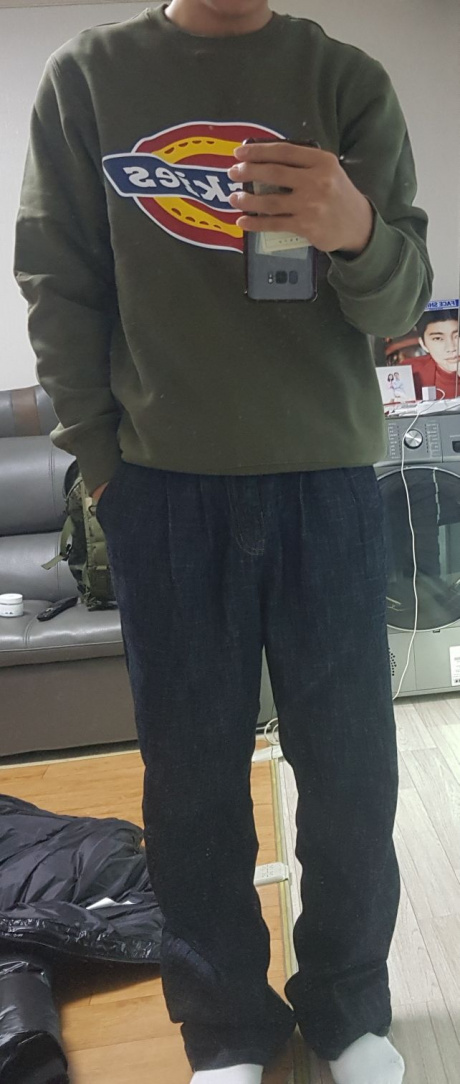 디키즈(DICKIES) 크루넥 로고 스웨트셔츠 올리브 그린 - 17,900 | 무신사 스토어