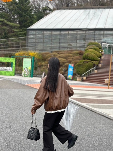 마뗑킴(MATIN KIM) STUD MINI QUILTING BUCKET BAG IN BLACK 후기