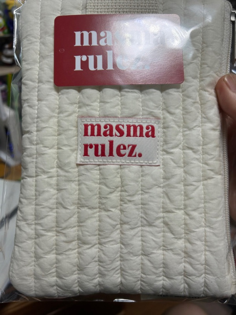 마스마룰즈(MASMARULEZ) Strap pouch _ Stitched cotton Ivory 후기