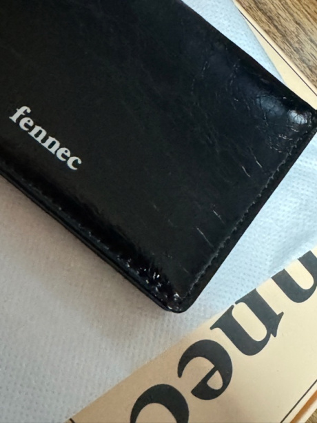 페넥(FENNEC) CRINKLE SOFT CARD CASE - BLACK 후기