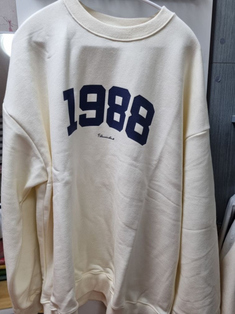 필루미네이트(FILLUMINATE) 오버핏 1988 스웨트 셔츠-크림 후기